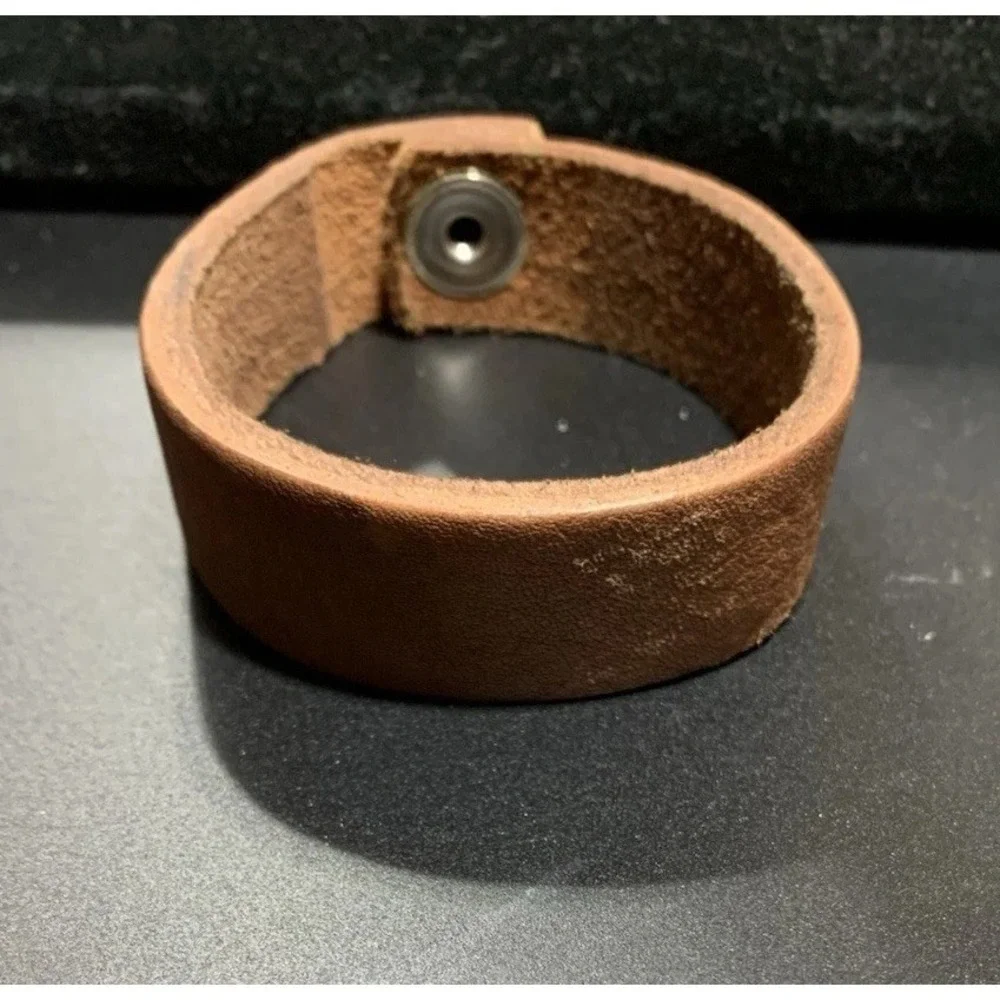 Tanner Goods Leather Brown Bracelet Wristband cuff Snap Button